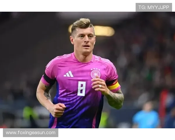 克罗斯谈皇马现状:不要总谈过去,我不需要别人说我想你